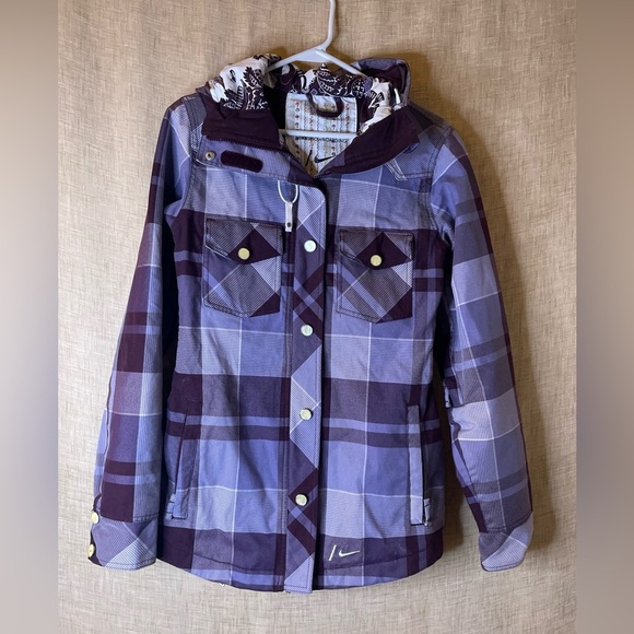 Nike Snowboarding Womens Coat Jacket Winter Purple Size‎ small - Picture 1 of 7